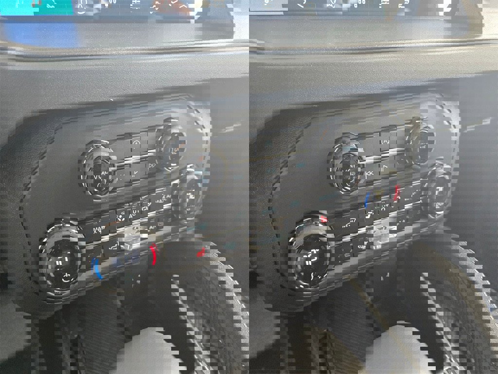 New 2025 Ford Bronco Big Bend w/ Black Diamond Package image 16