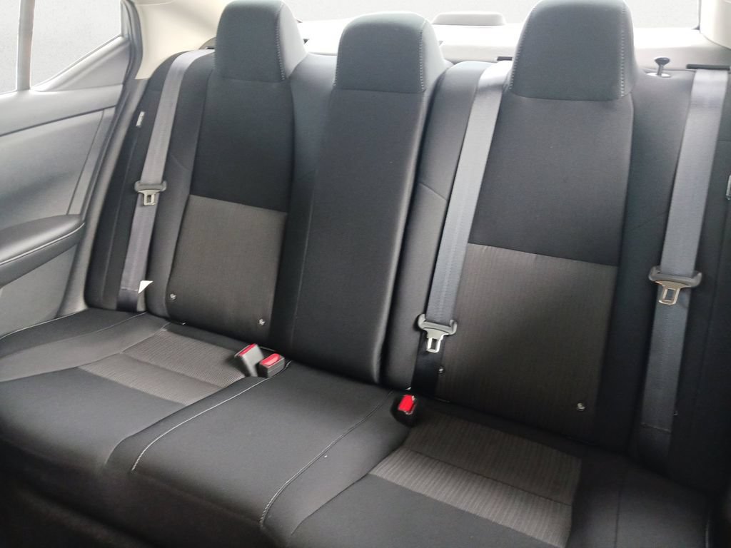 Used 2025 Nissan Sentra SV FWD image 9
