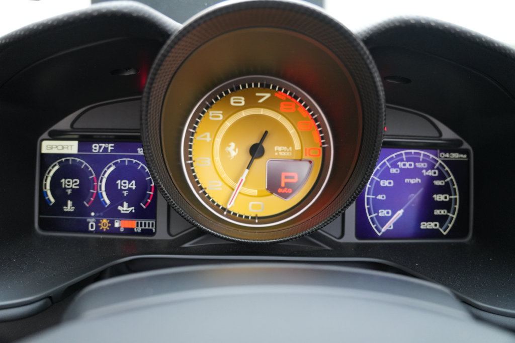 Used 2019 Ferrari Portofino RWD image 49