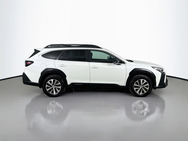 Used 2023 Subaru Outback Premium AWD/4WD image 10