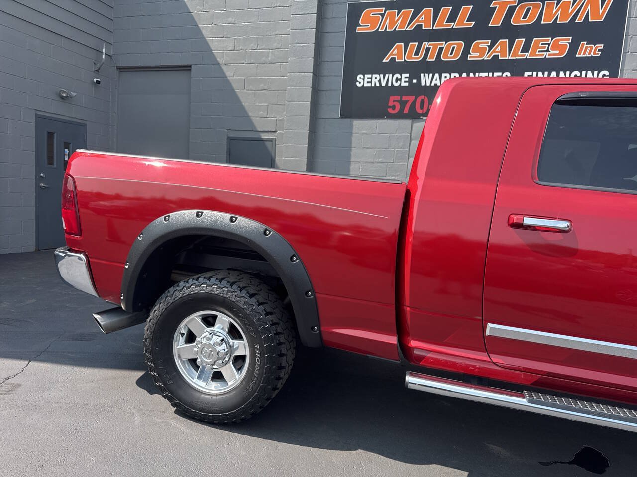 Used 2010 Dodge Ram 2500 Truck SLT w/ Big Horn Regional Pkg AWD/4WD image 11