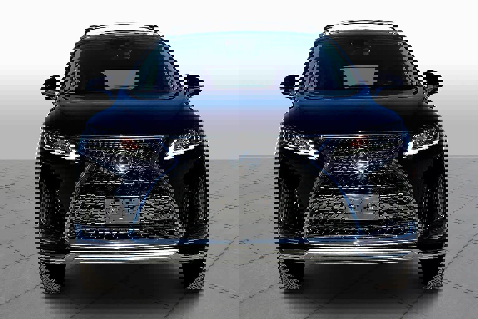 Used 2021 Lexus RX 350L w/ Premium Package image 4