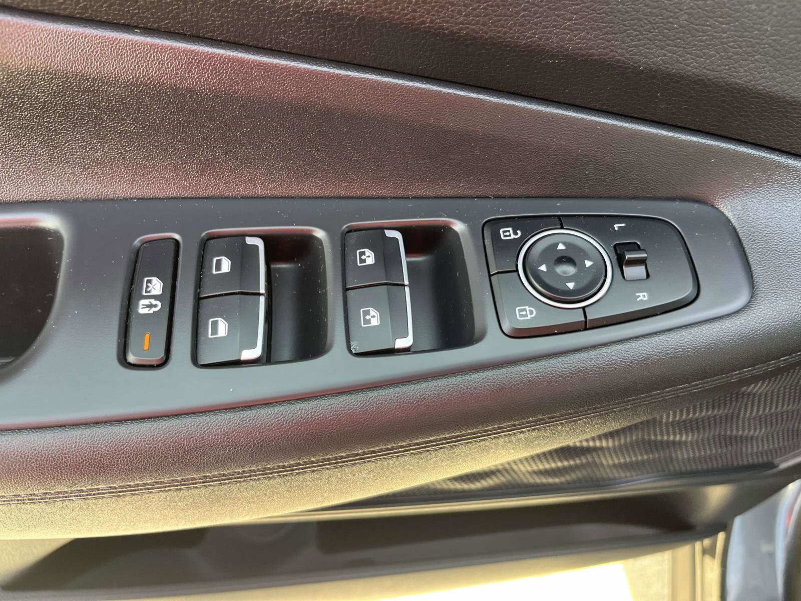 Used 2023 Hyundai Santa Fe SEL AWD/4WD image 12