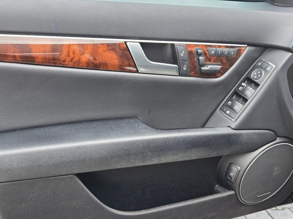 Used 2014 Mercedes-Benz C 250 Sedan image 10