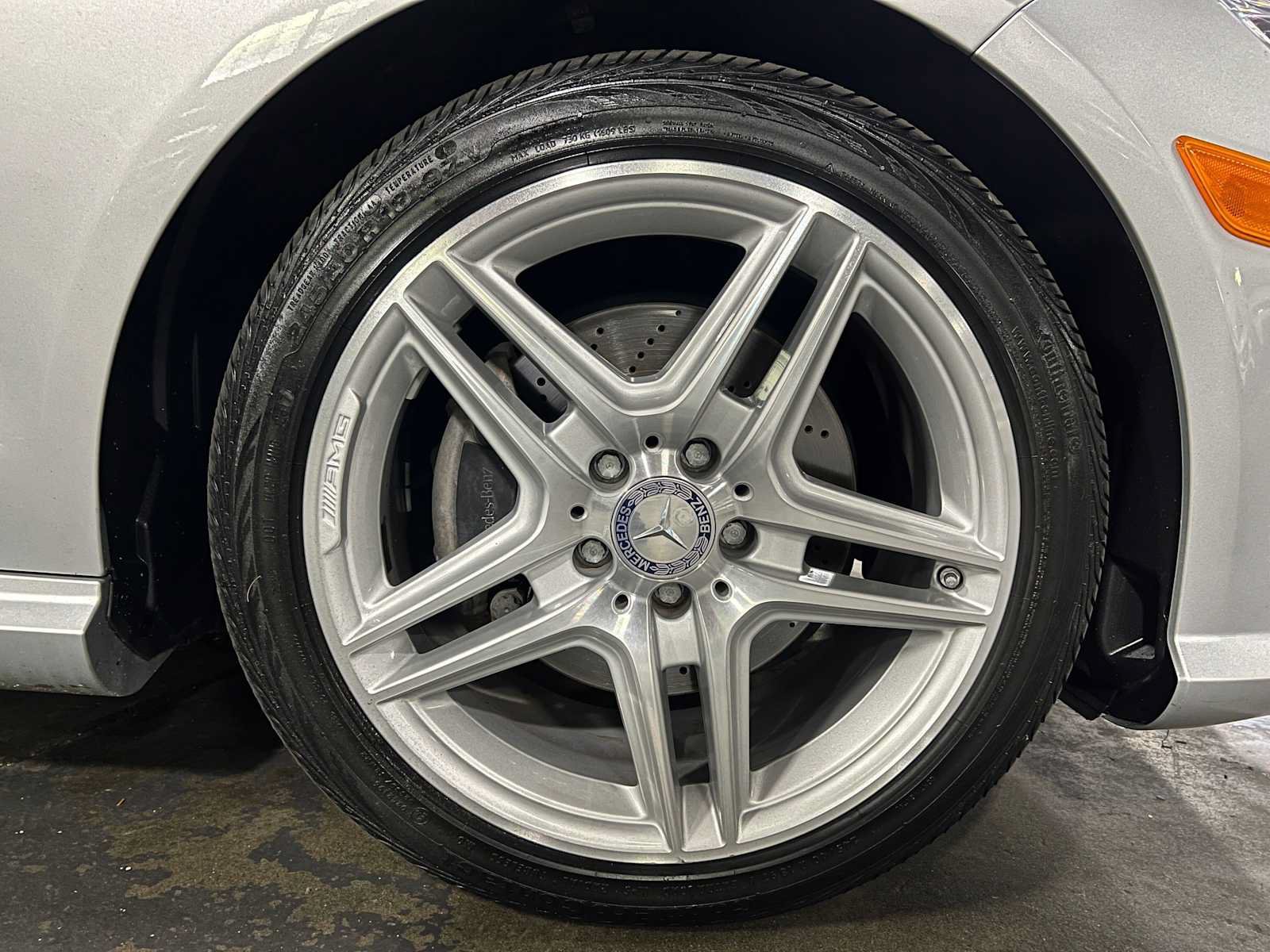 Used 2012 Mercedes-Benz E 350 4MATIC Sedan image 9