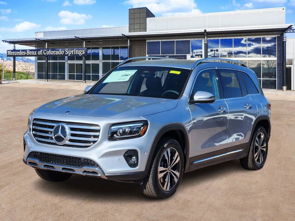 New 2025 Mercedes-Benz GLB 250 4MATIC image 3