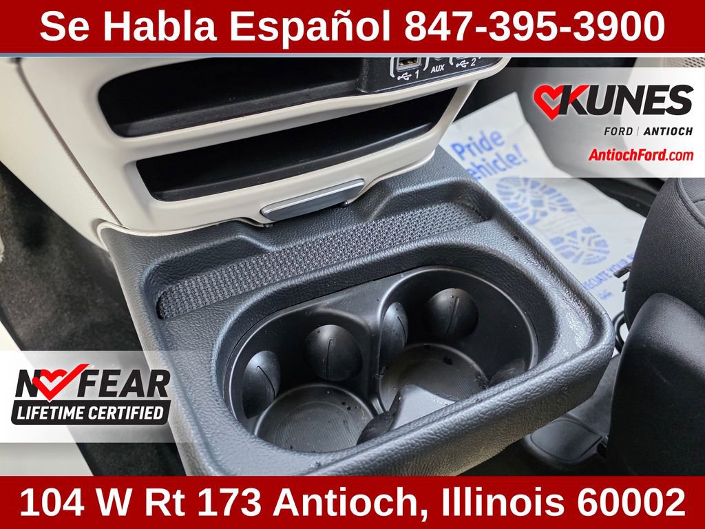 Used 2023 Chrysler Voyager LX image 55