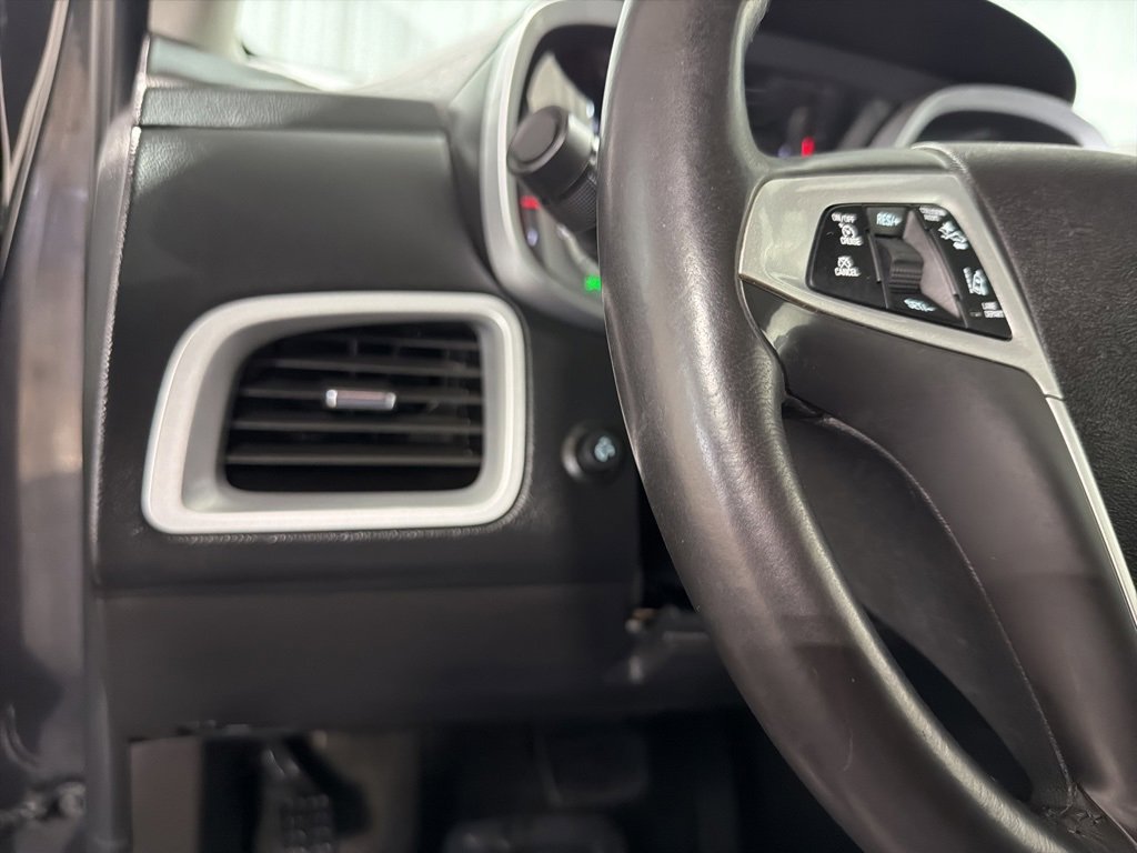 Used 2015 Chevrolet Equinox LTZ image 35