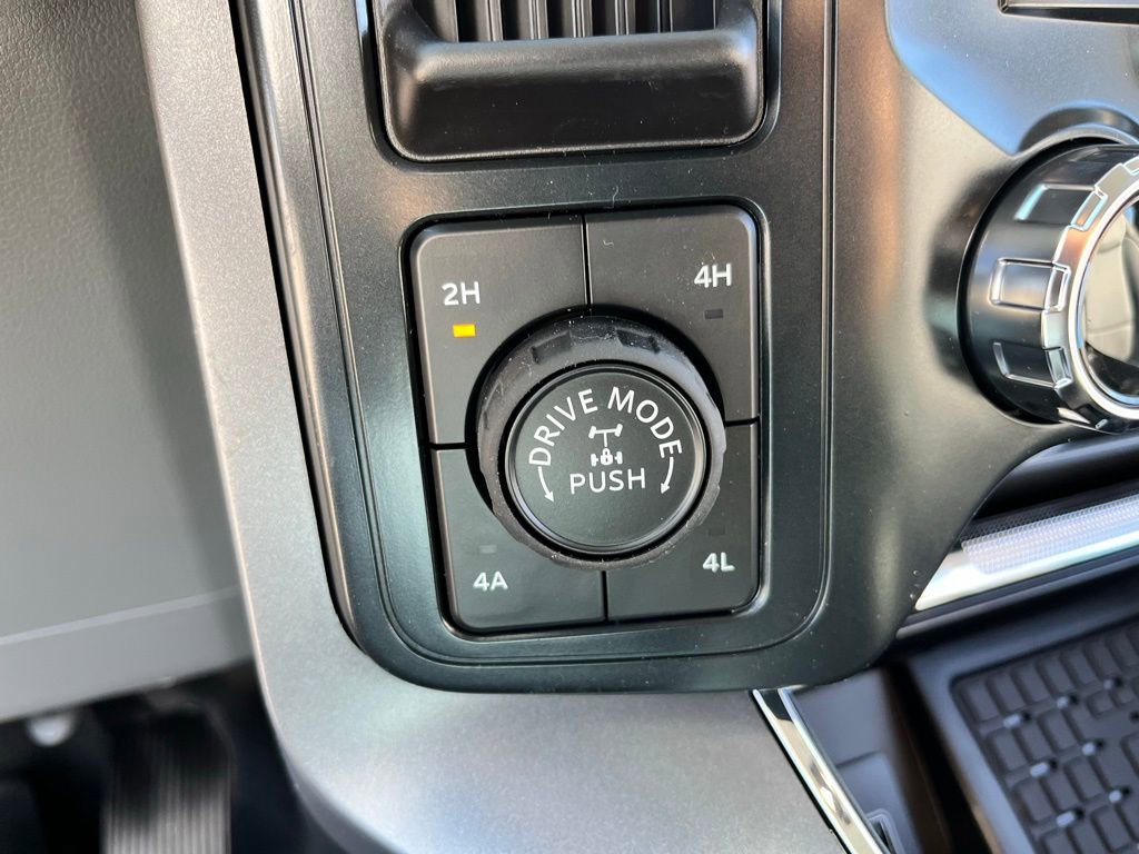 New 2026 Ford F150 Lariat w/ Equipment Group 502A High image 19