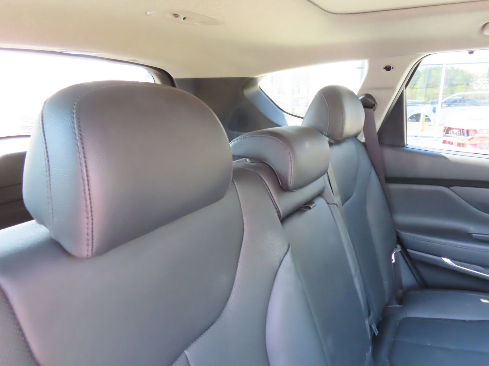 Used 2020 Hyundai Santa Fe SEL w/ Convenience + Premium Package image 33