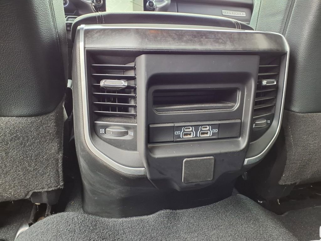 Used 2022 RAM 2500 Big Horn w/ Level C Equiment Group AWD/4WD image 32