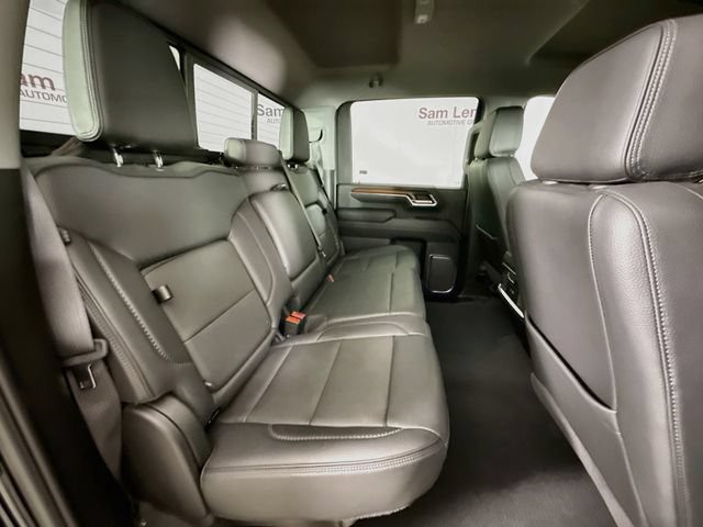 Used 2024 GMC Sierra 3500 Denali w/ Technology Package AWD/4WD image 27