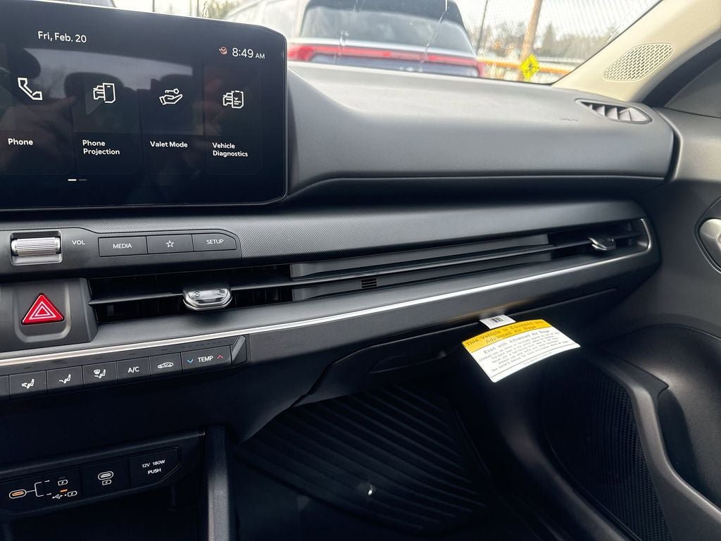 New 2026 Kia K4 LXS FWD image 10