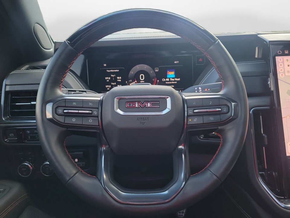 Used 2025 GMC Yukon AT4 Ultimate image 10