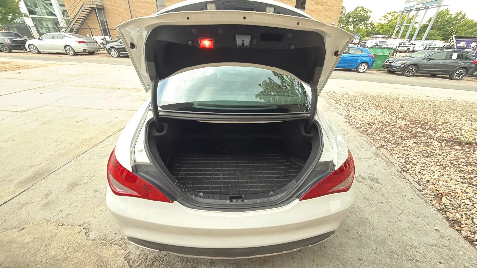 Used 2019 Mercedes-Benz CLA 250 4MATIC image 10