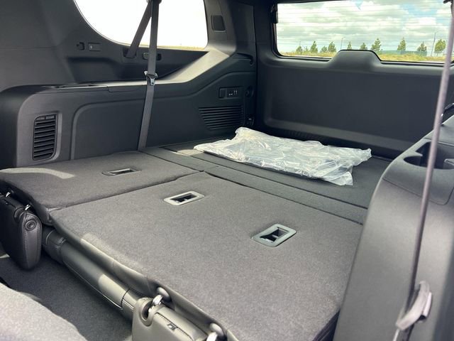 New 2026 GMC Yukon XL Denali w/ Sun & Power Step Package RWD image 30