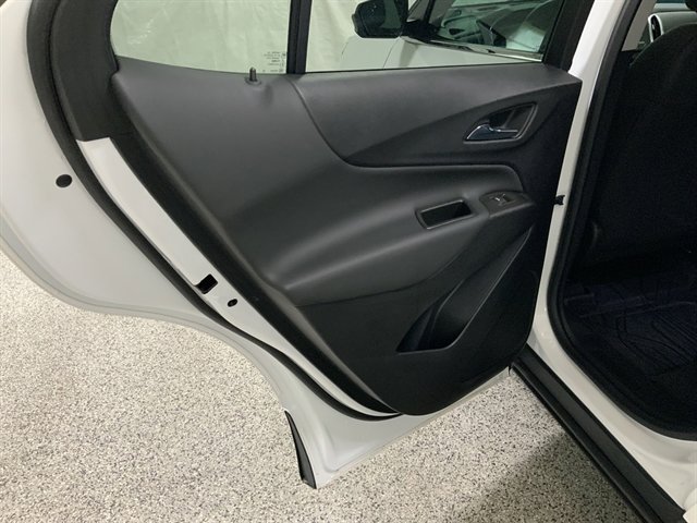 Used 2023 Chevrolet Equinox LT w/ LPO, Floor Liner Package image 18