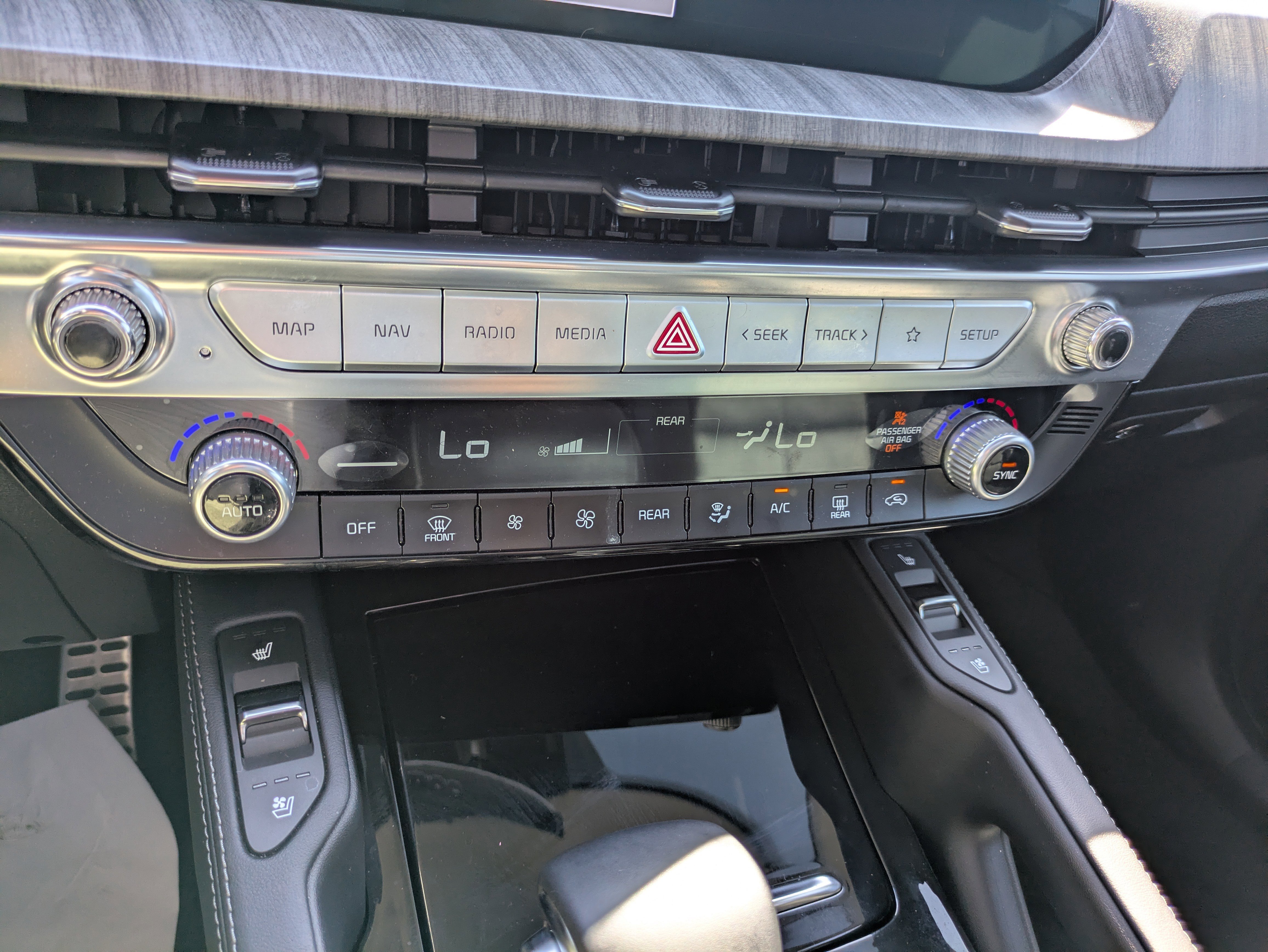 Used 2025 Kia Telluride SX image 20