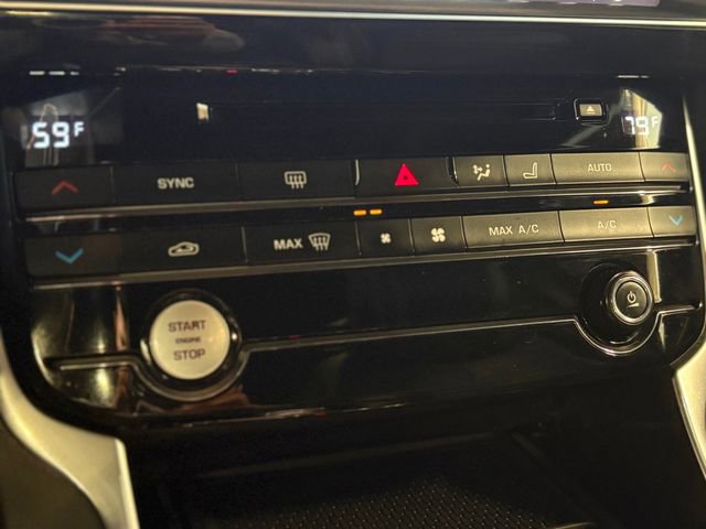 Used 2018 Jaguar XE R-Sport image 31