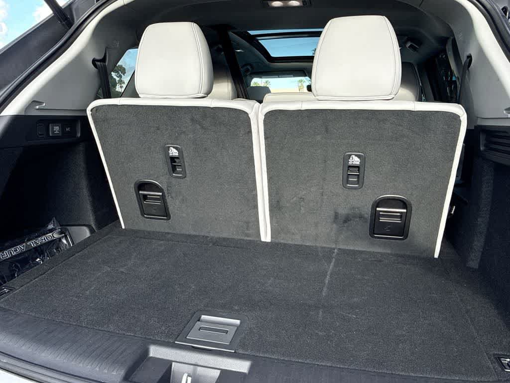 Used 2026 Acura MDX w/ Technology Package FWD image 25