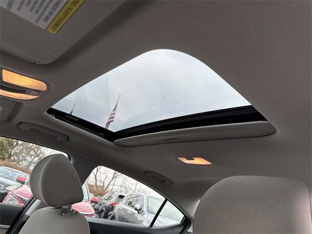 Used 2020 Hyundai Elantra Value Edition image 16