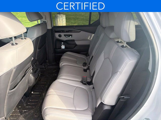 Used 2025 Honda Pilot EX-L image 8