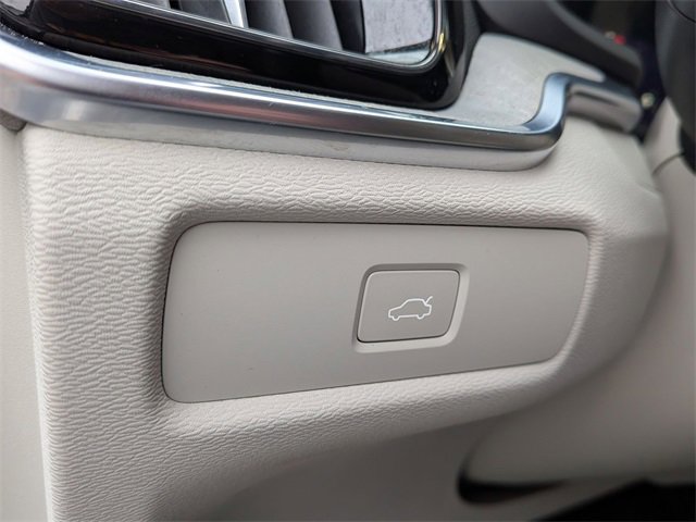 Certified 2023 Volvo S60 B5 Plus w/ Climate Package image 22