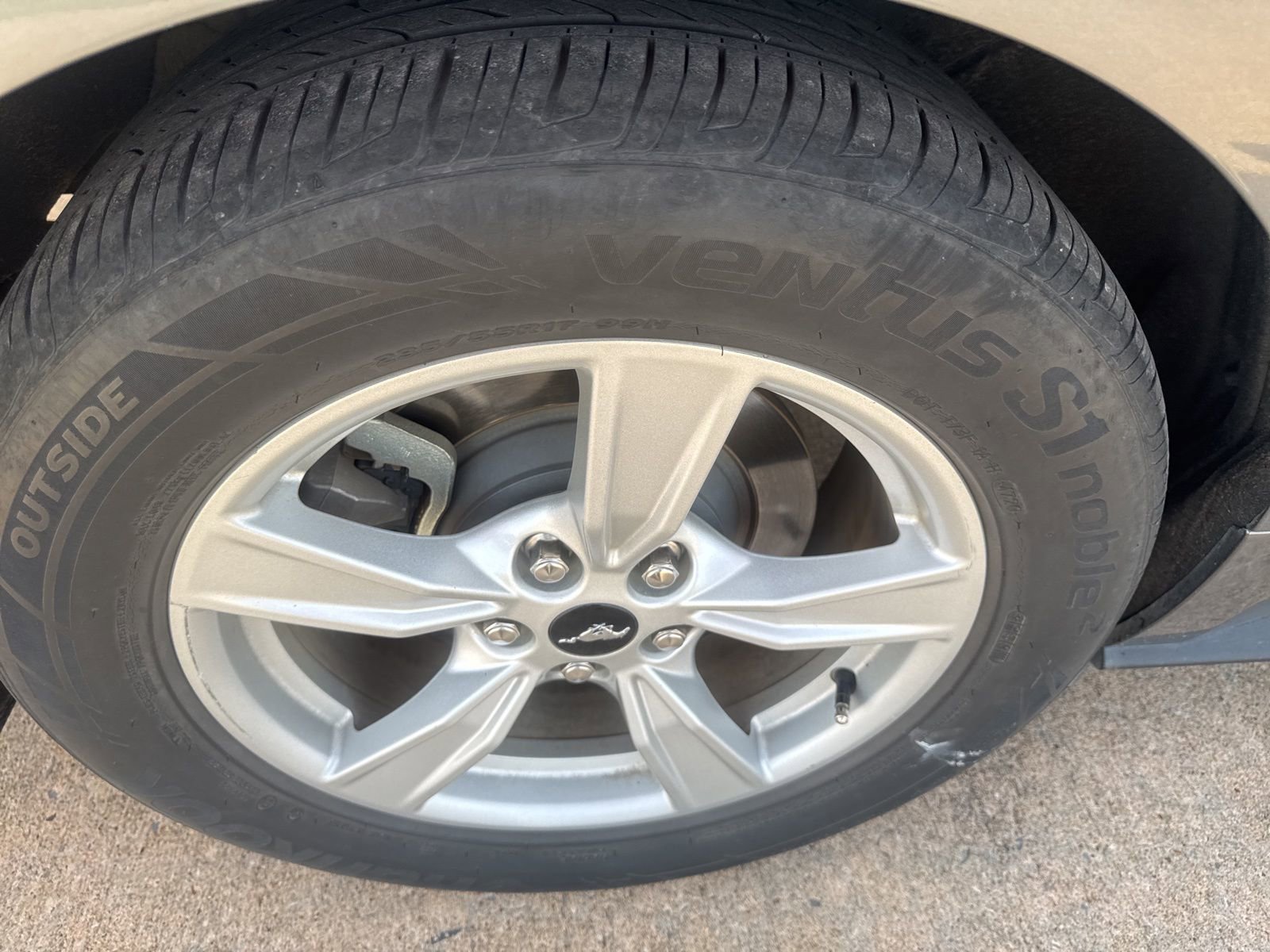 Used 2021 Ford Mustang EcoBoost image 7