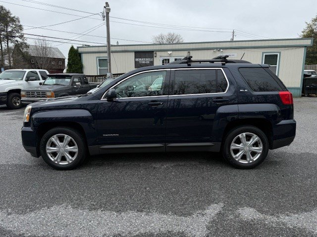 Used 2016 GMC Terrain SLE w/ Driver Alert Package I AWD/4WD image 2