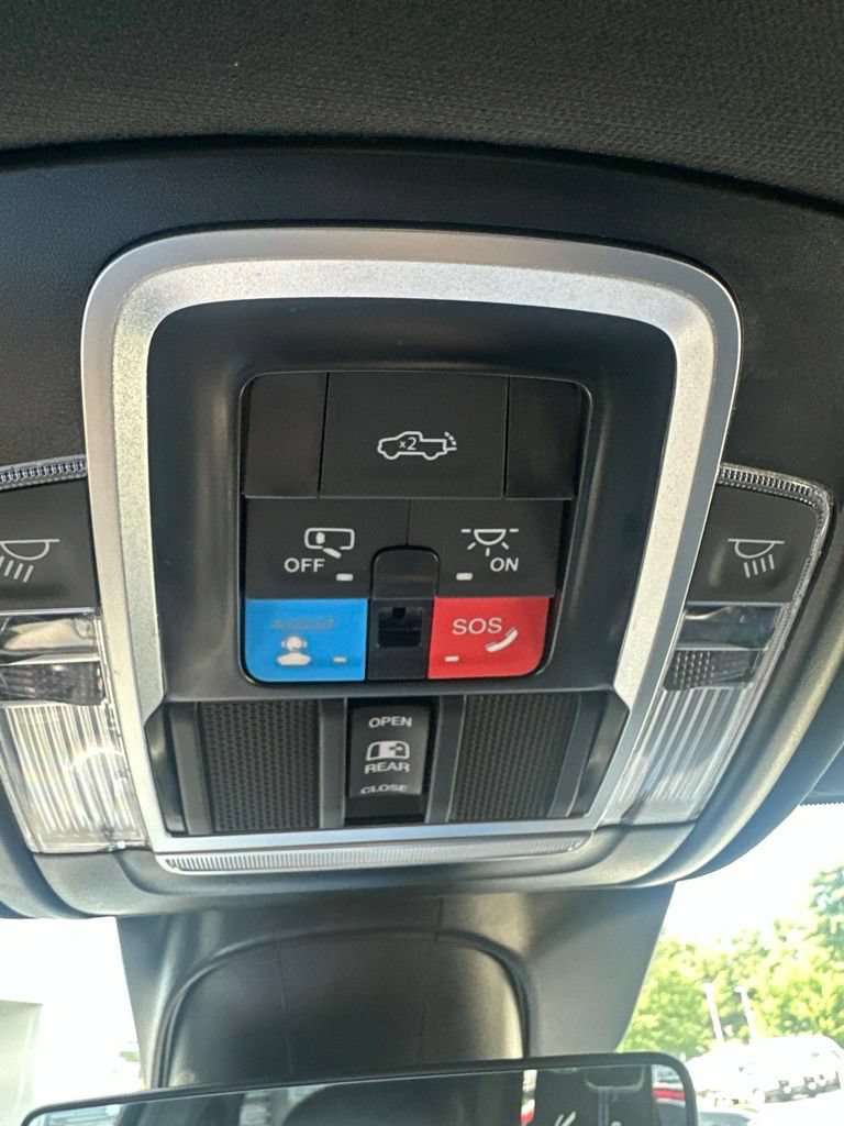 Used 2025 RAM 2500 Power Wagon AWD/4WD image 13