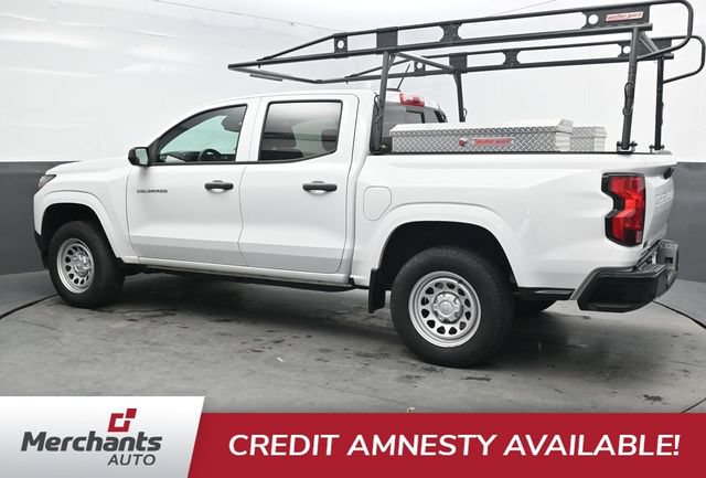 Used 2024 Chevrolet Colorado W/T w/ Safety Package RWD image 4