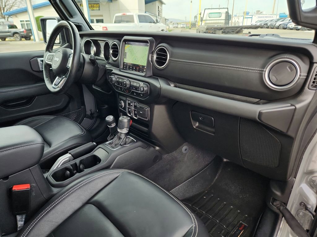 Used 2021 Jeep Gladiator Overland w/ Uconnect 4C Nav & Sound Group AWD/4WD image 23