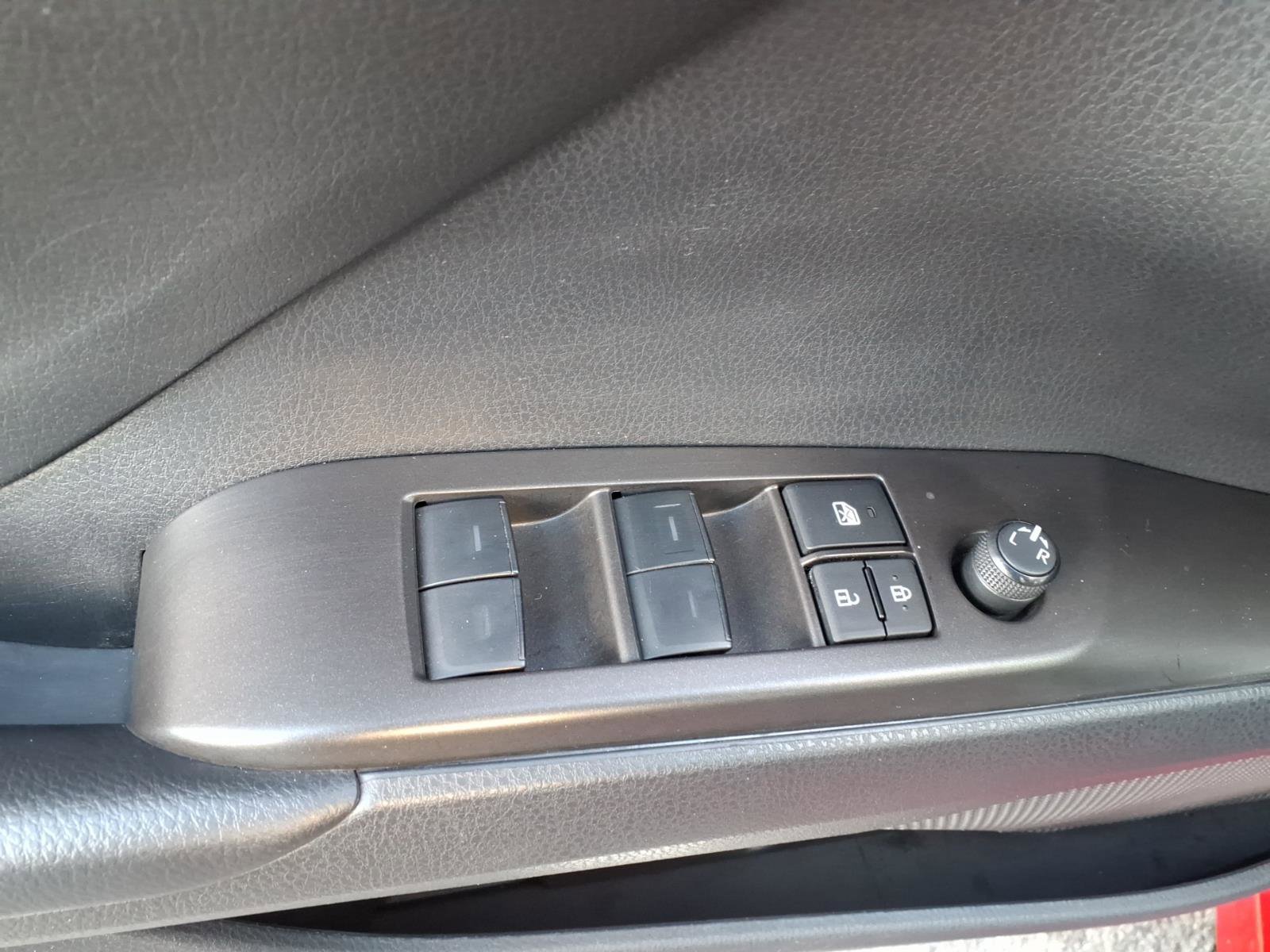 Certified 2023 Toyota Camry SE image 11