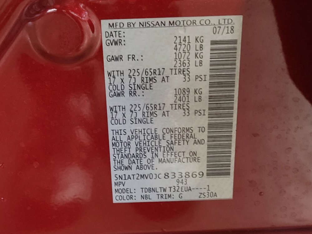 Used 2018 Nissan Rogue SV w/ Premium Package image 33