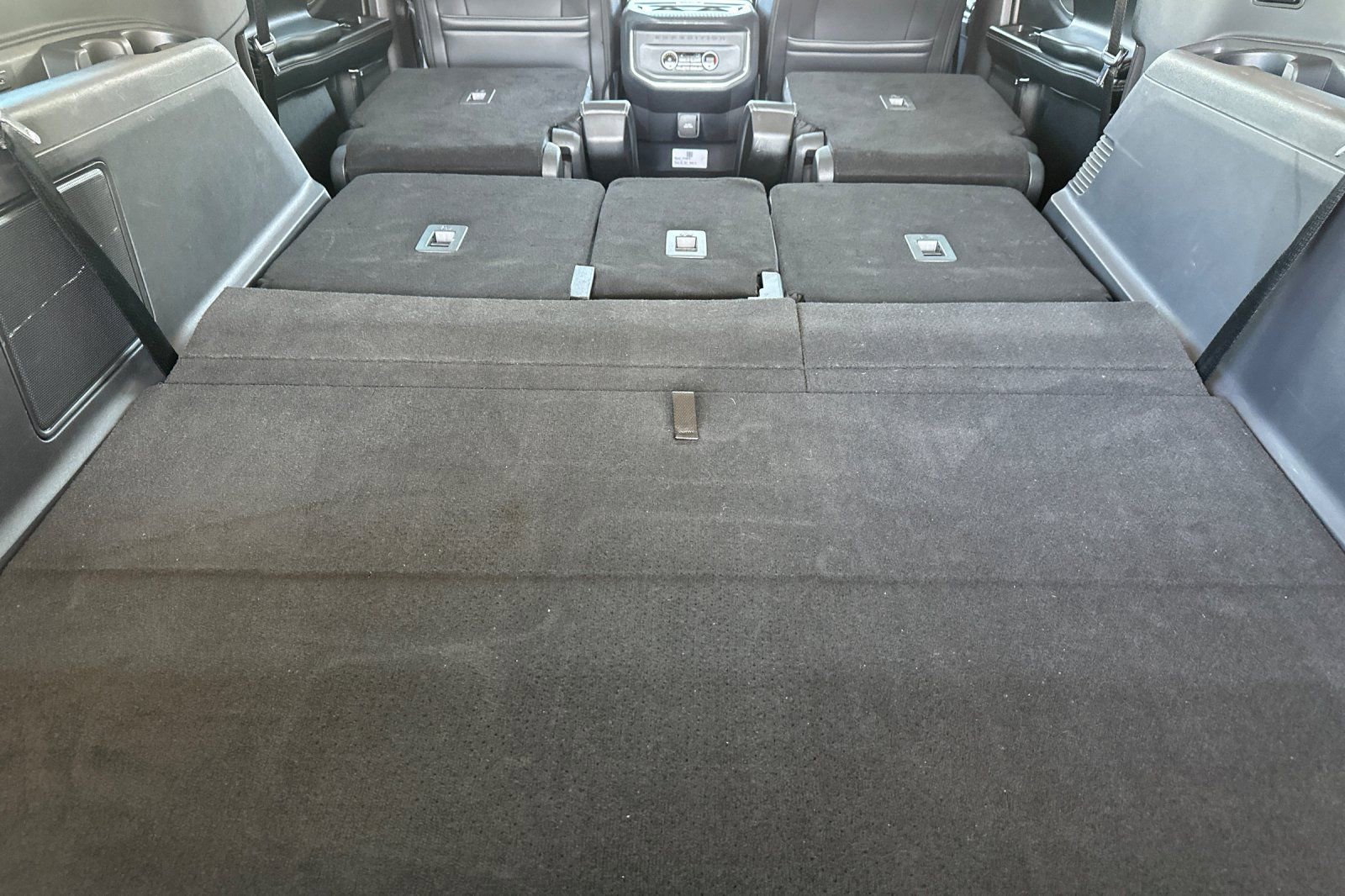 Used 2025 Ford Expedition Max Platinum image 16