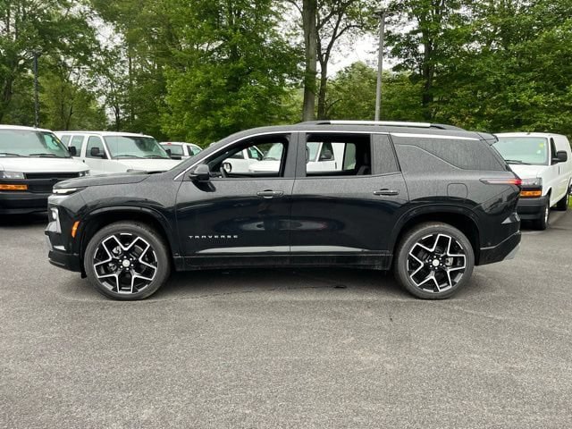 Used 2024 Chevrolet Traverse RS AWD/4WD image 12