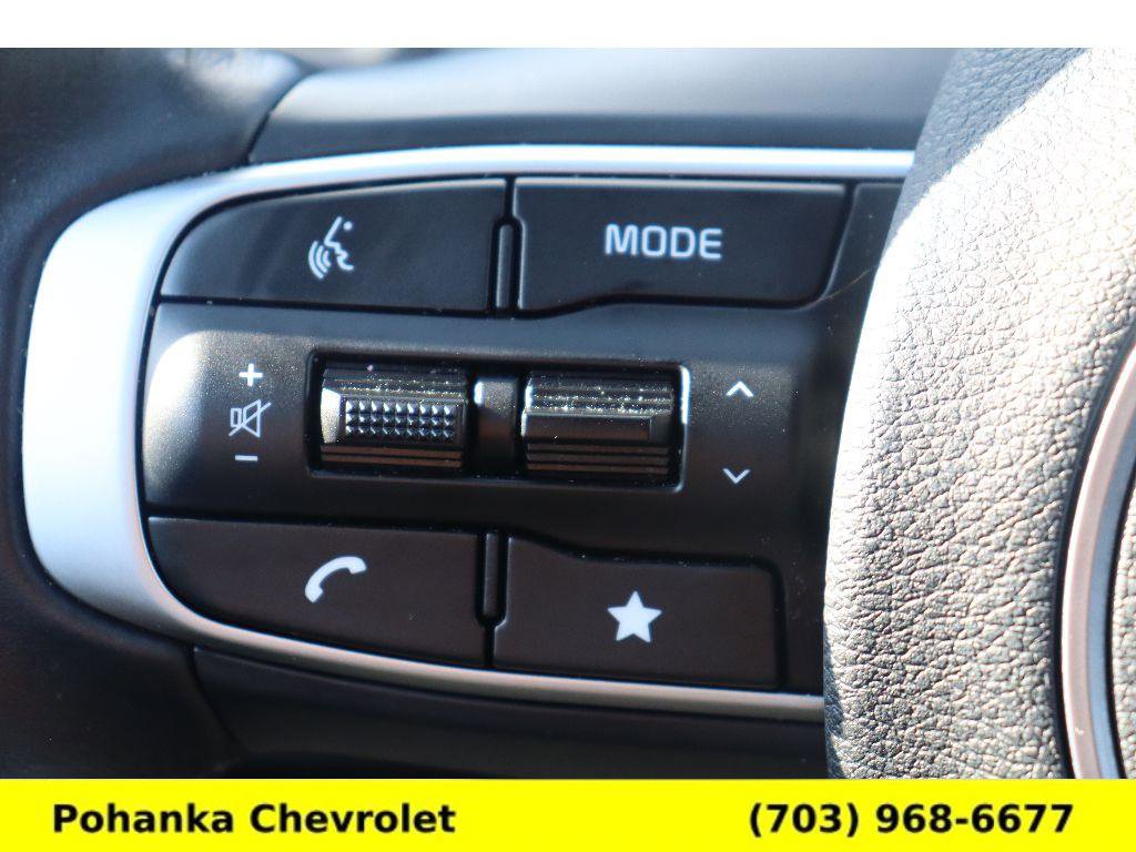 Used 2024 Kia Sportage EX image 12
