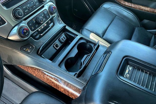 Used 2020 Chevrolet Suburban Premier image 18