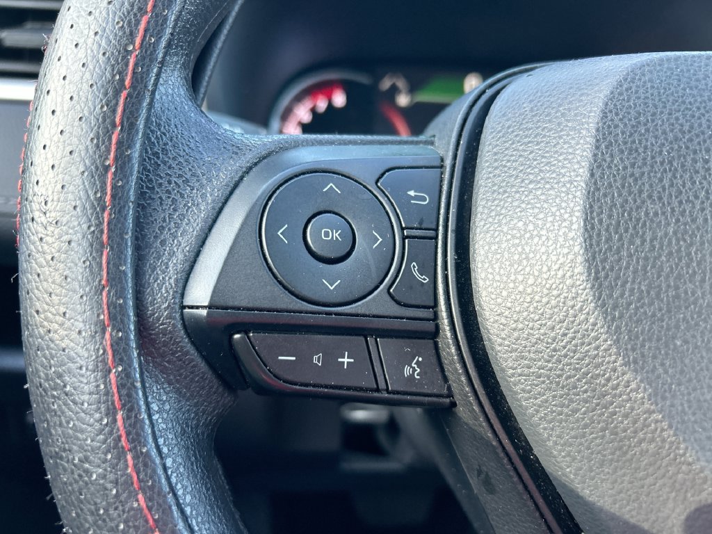 Certified 2025 Toyota RAV4 XLE FWD image 16