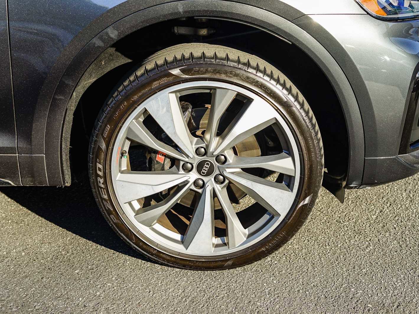 Used 2023 Audi SQ5 Premium Plus w/ Premium Plus Package image 9