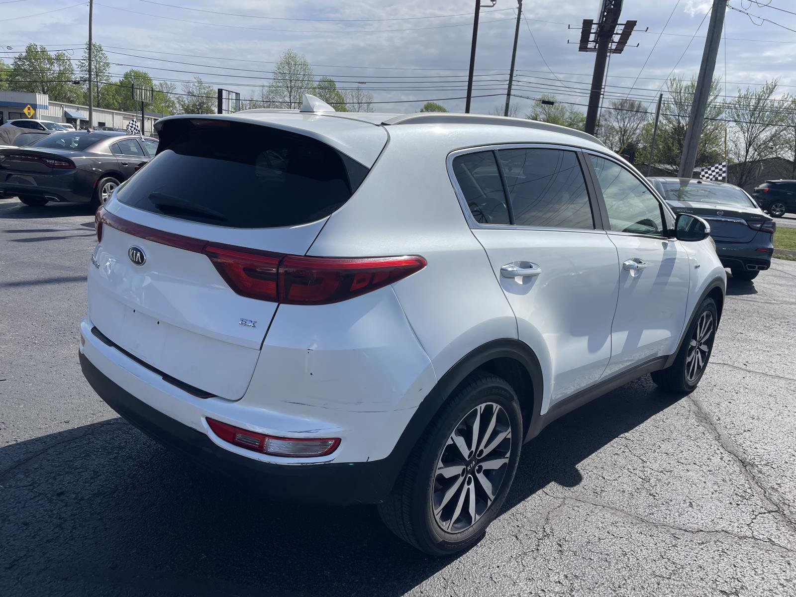 Used 2018 Kia Sportage EX w/ EX Sport Appearance Package AWD/4WD image 4
