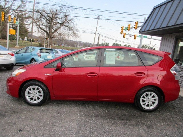 Used 2013 Toyota Prius V Three image 5