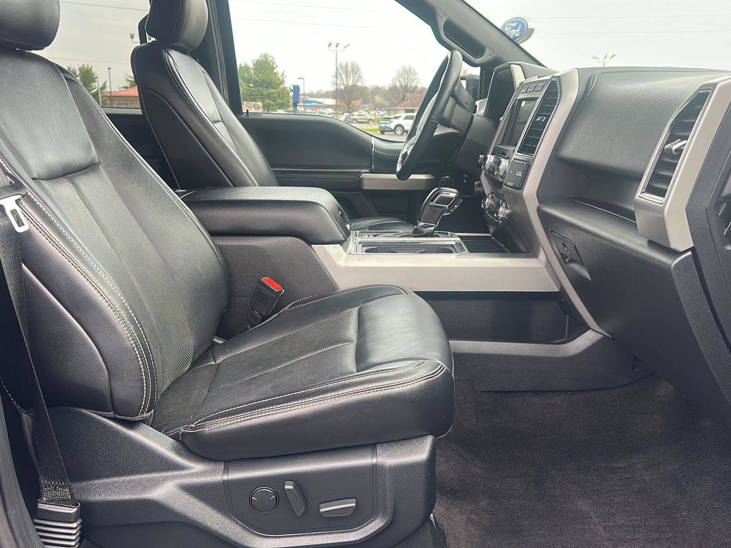 Used 2019 Ford F150 Lariat w/ Equipment Group 502A Luxury image 15