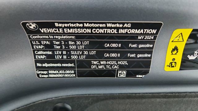 Used 2024 BMW X7 xDrive40i w/ M Sport Package image 67