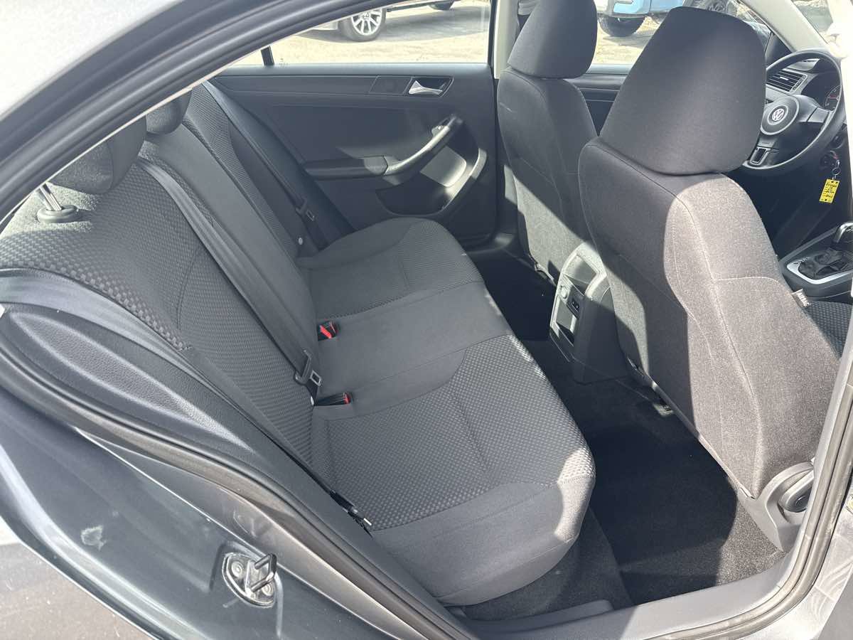 Used 2014 Volkswagen Jetta S FWD image 16