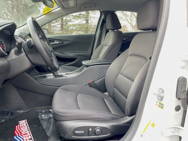 Used 2024 Chevrolet Malibu LT w/ Sport Edition image 19