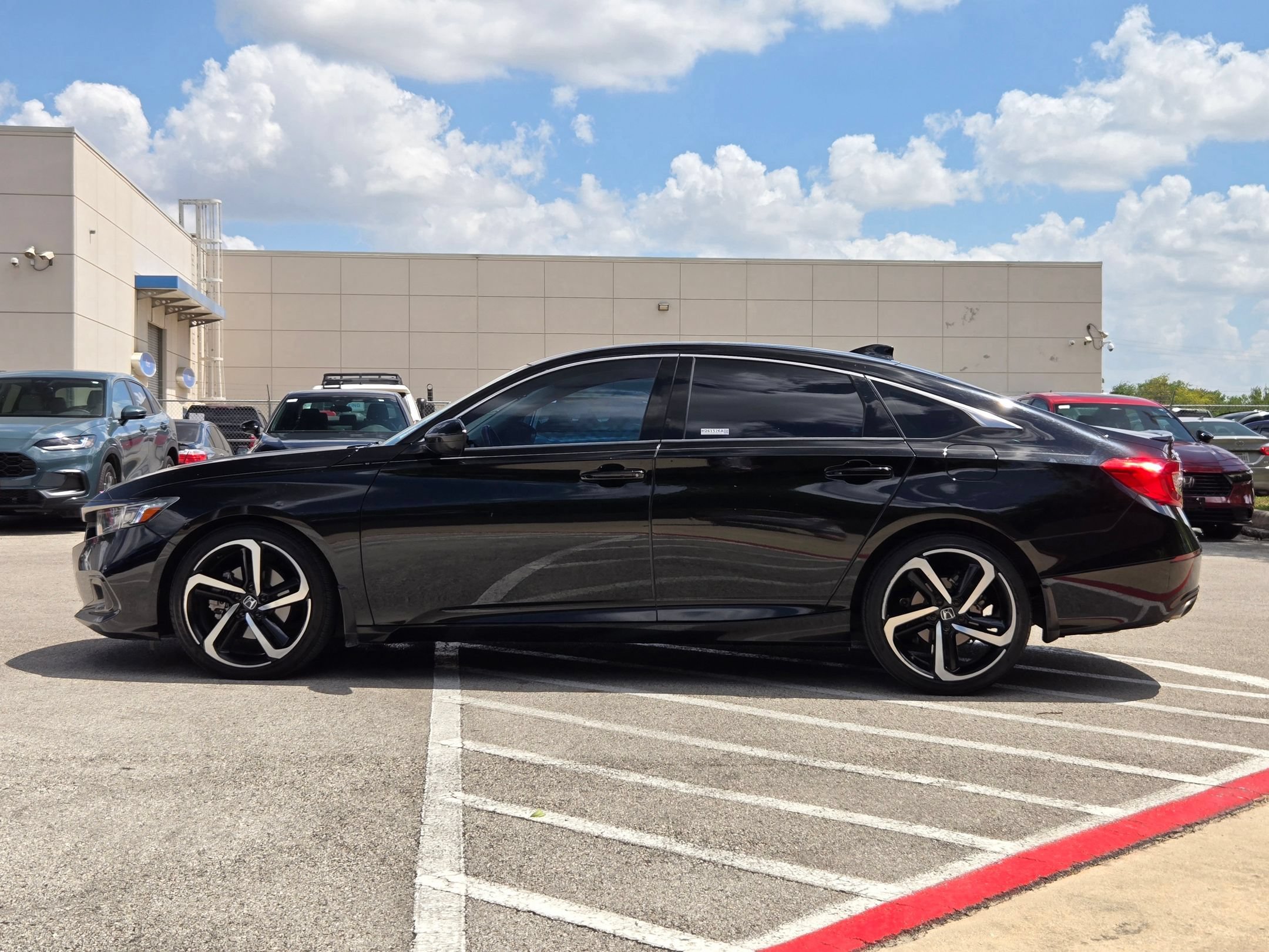 Used 2021 Honda Accord Sport Special Edition image 6