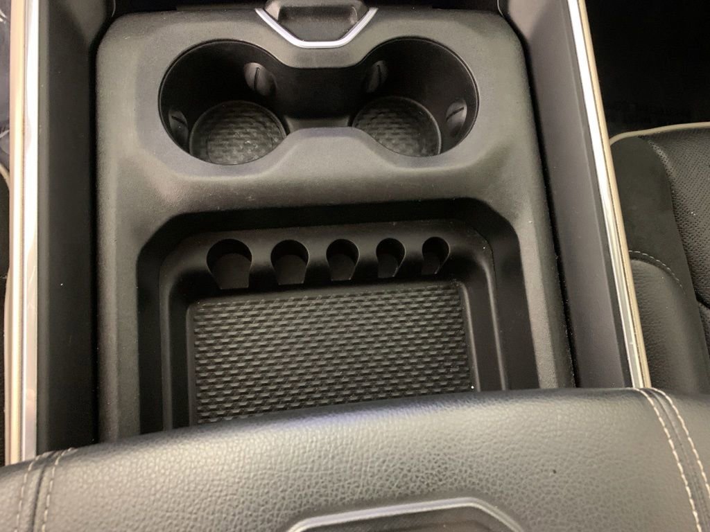 Used 2022 RAM 1500 Laramie AWD/4WD image 12