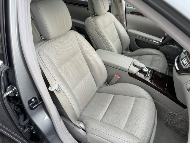 Used 2013 Mercedes-Benz S 550 w/ Sport Pkg Plus One image 38