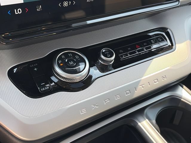 New 2027 Ford Expedition Active AWD/4WD image 26